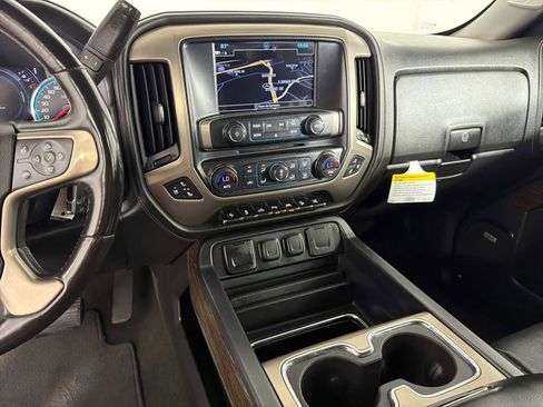 Used 2017 GMC Sierra 1500 Denali w/ Denali Ultimate Package AWD/4WD image 27