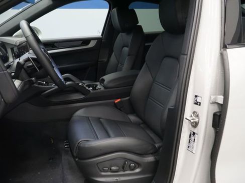 New 2026 Porsche Cayenne S AWD/4WD image 5