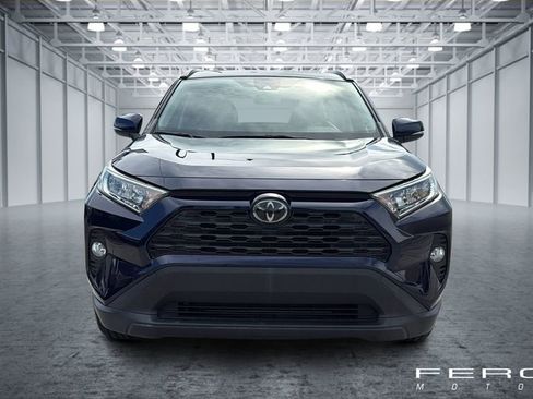 Used 2019 Toyota RAV4 XLE Premium FWD image 8