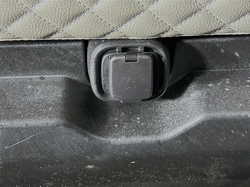 Used 2015 Ford F150 XLT w/ XTR Package image 23