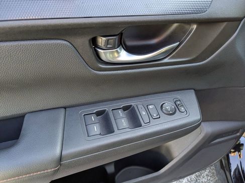 Used 2024 Honda CR-V Sport image 11