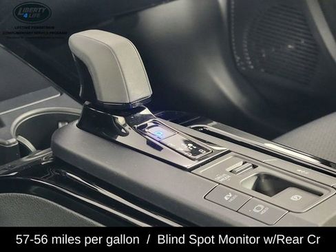 Used 2025 Toyota Prius LE image 23