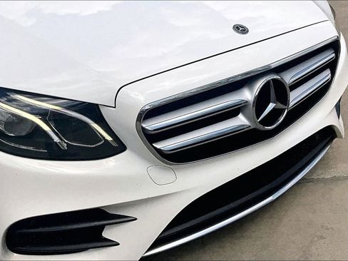 Used 2020 Mercedes-Benz E 350 Sedan image 37