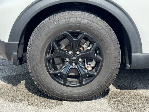 Used 2022 Ford Explorer Timberline w/ Timberline Technology Package AWD/4WD image 31
