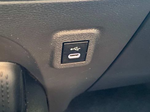Used 2023 Toyota Corolla SE FWD image 25