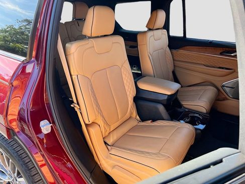 Certified 2024 Jeep Grand Cherokee L Summit AWD/4WD image 30