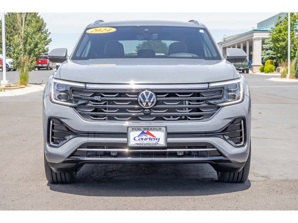 Used 2024 Volkswagen Atlas Cross Sport SEL Premium R-Line AWD/4WD image 8