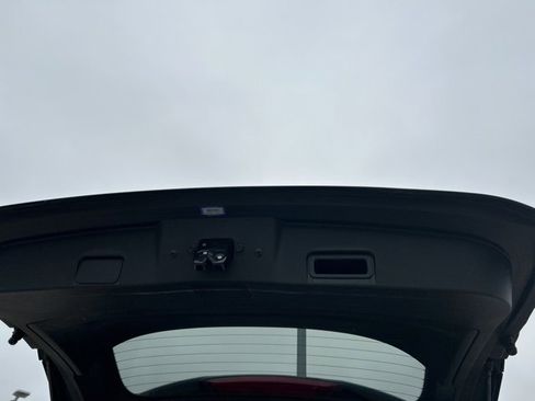 Used 2022 Nissan Rogue SV image 13