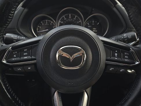 Used 2022 MAZDA CX-5 AWD 2.5 S w/ Preferred Package image 19