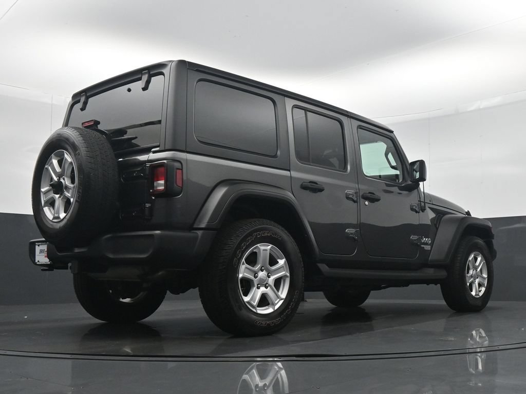 Used 2018 Jeep Wrangler Unlimited Sport AWD/4WD image 30