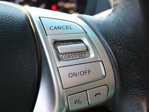 Used 2018 Nissan Altima 2.5 SL FWD image 10