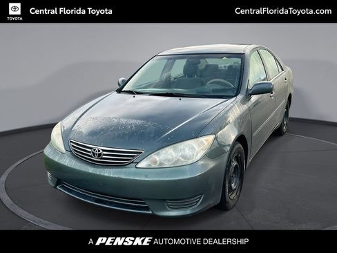 Used 2005 Toyota Camry LE w/ Fleet Convenience Pkg FWD image 1