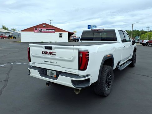 Used 2024 GMC Sierra 3500 Denali AWD/4WD image 5