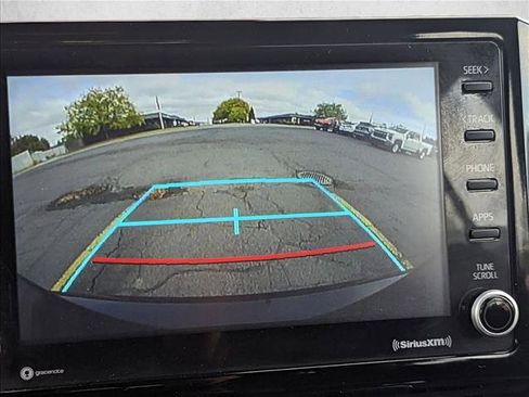 Used 2022 Toyota Corolla SE image 14