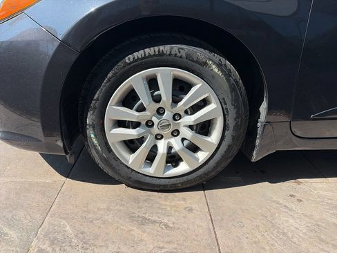 Used 2016 Nissan Altima 2.5 S w/ Power Driver Seat Package FWD image 12