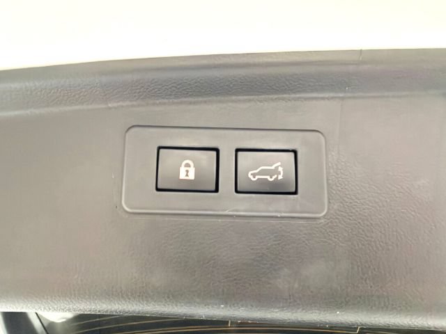 Used 2022 Subaru Outback Premium w/ Popular Package #1 AWD/4WD image 38