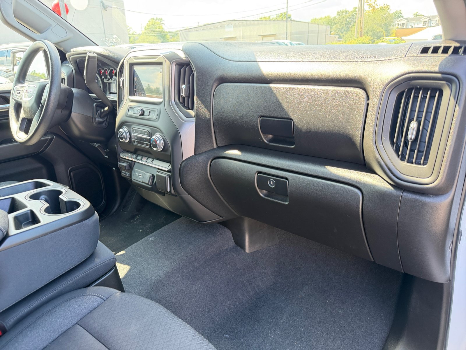 Used 2024 GMC Sierra 1500 Pro w/ Graphite Edition AWD/4WD image 9
