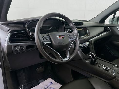 Used 2024 Cadillac XT6 Luxury AWD/4WD image 9