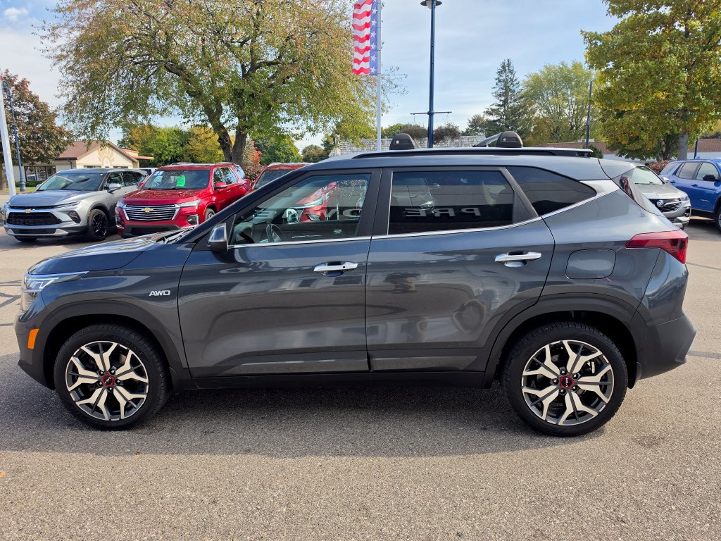 Used 2022 Kia Seltos SX AWD/4WD image 8
