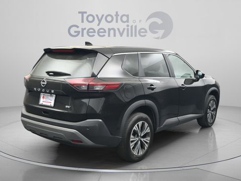 Used 2023 Nissan Rogue SV image 13