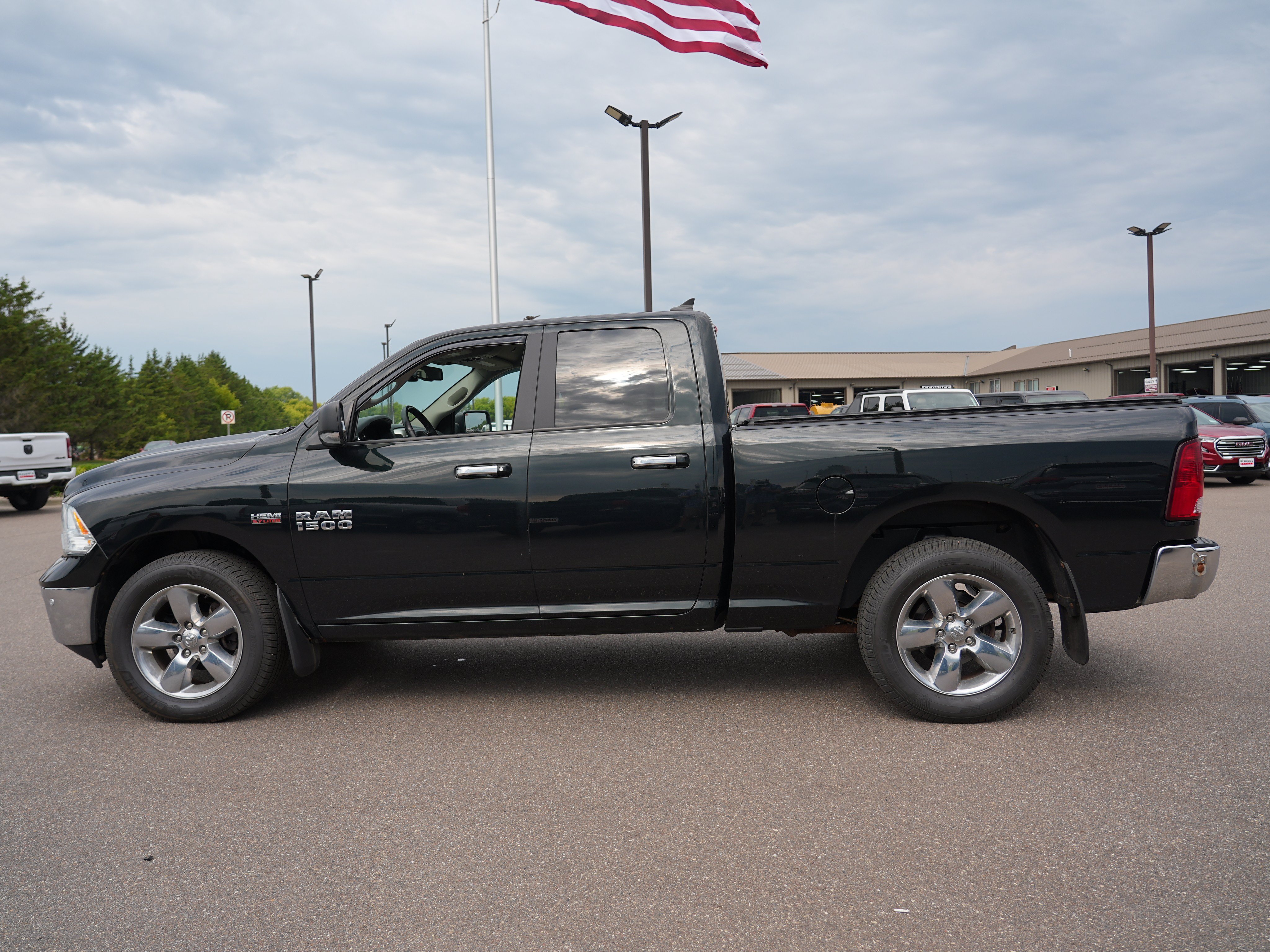 Used 2017 RAM 1500 Big Horn AWD/4WD image 6