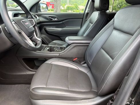 Used 2023 GMC Acadia SLT AWD/4WD image 18