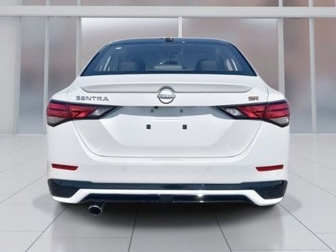 New 2025 Nissan Sentra SR image 4