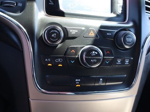 Used 2014 Jeep Grand Cherokee Laredo w/ Quick Order Package 23E AWD/4WD image 18
