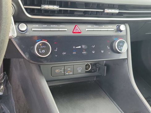 Used 2024 Hyundai Sonata SEL FWD image 34
