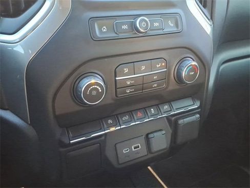 Used 2021 Chevrolet Silverado 1500 Custom image 17