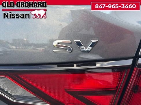 Used 2022 Nissan Sentra SV w/ All-Weather Package FWD image 9