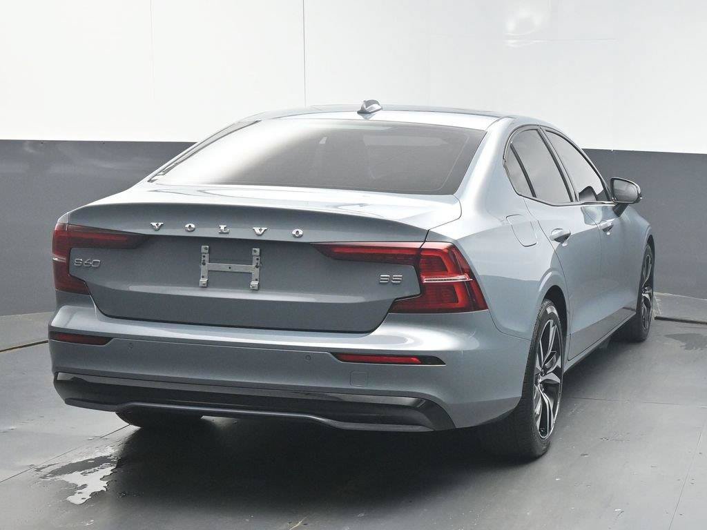 Used 2024 Volvo S60 B5 Core FWD image 7