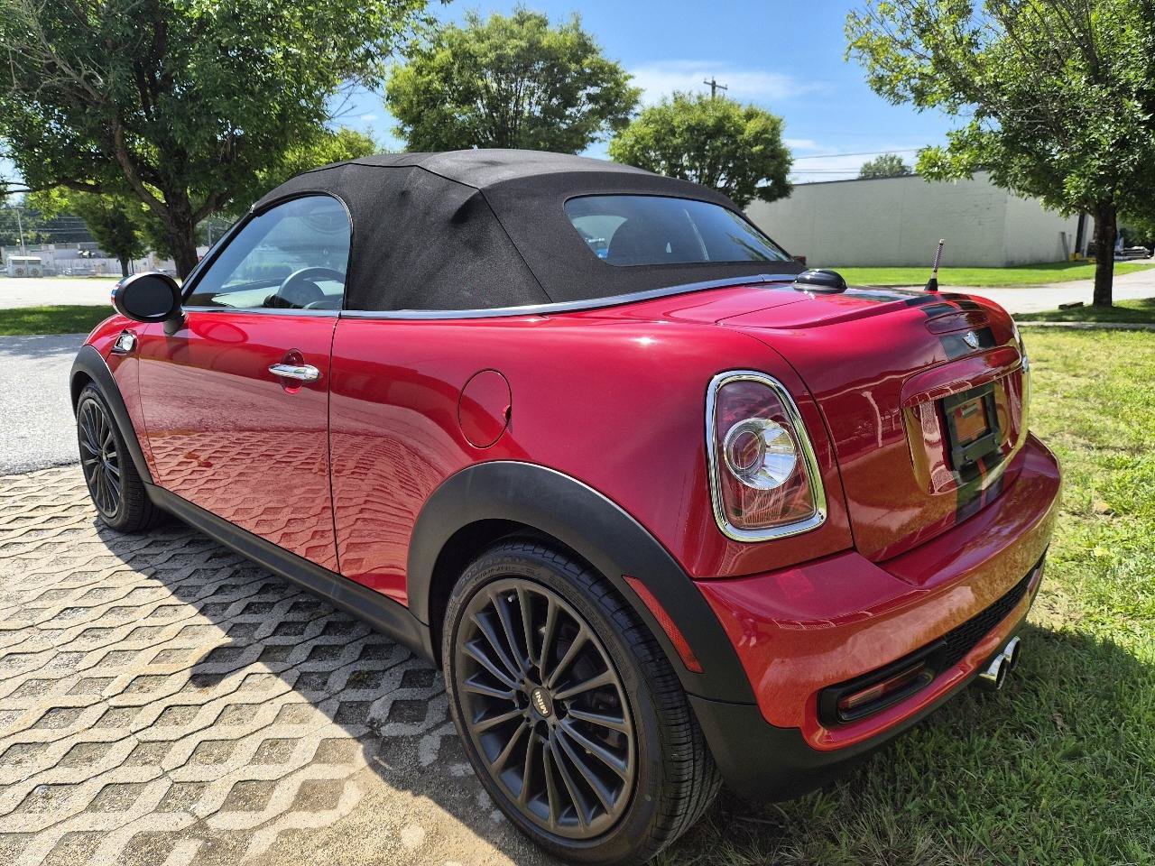 Used 2014 MINI Cooper Roadster S FWD image 6