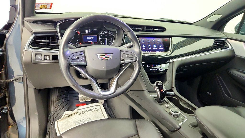 Used 2020 Cadillac XT6 Premium Luxury AWD/4WD image 13