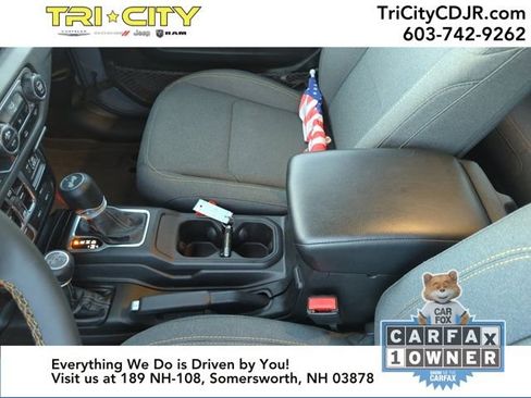 Used 2024 Jeep Wrangler Willys 4xe image 34