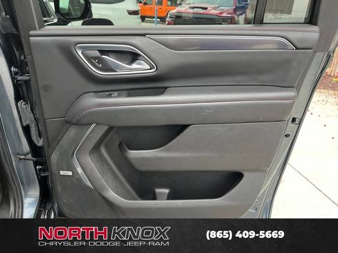 Used 2021 Chevrolet Suburban RST w/ Luxury Package AWD/4WD image 24