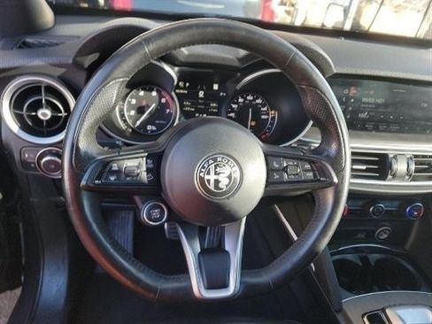Used 2022 Alfa Romeo Stelvio Ti w/ Active Assist Plus Package image 4