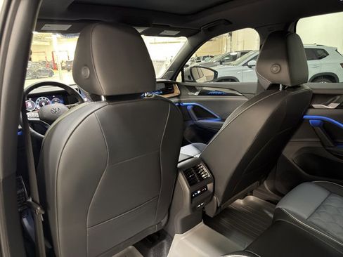 Certified 2026 Volkswagen Tiguan SEL R-Line image 20