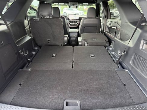Used 2025 Ford Explorer ST w/ Sun And Sound Package AWD/4WD image 45