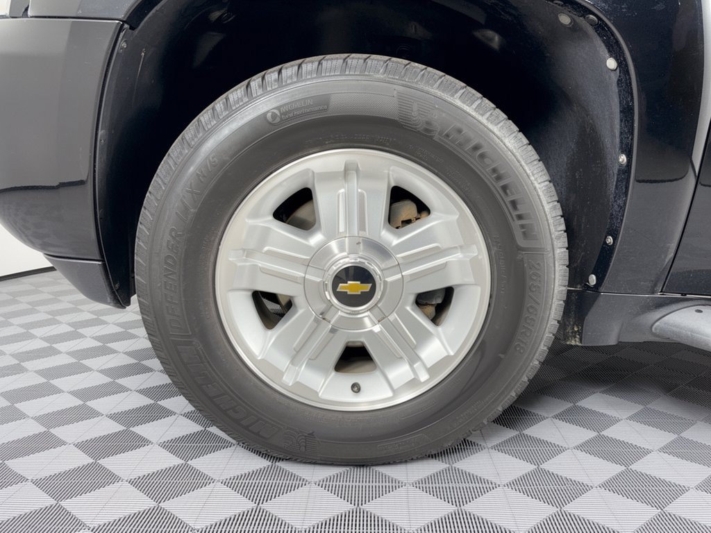 Used 2011 Chevrolet Avalanche LT w/ Luxury Package RWD image 13