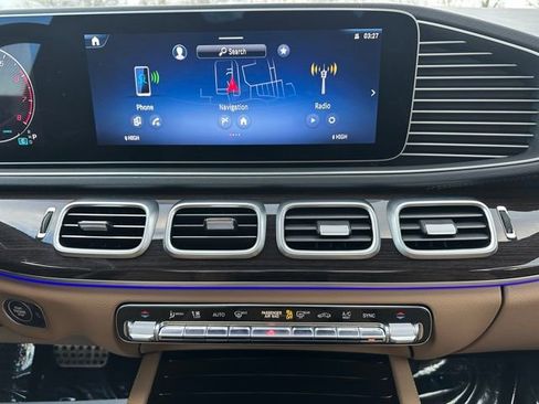 Certified 2024 Mercedes-Benz GLS 450 4MATIC image 39