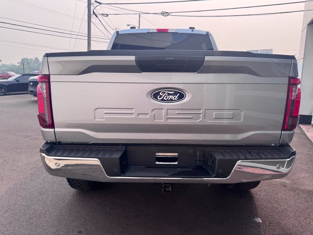 Used 2025 Ford F150 XLT w/ Equipment Group 301A Standard AWD/4WD image 6
