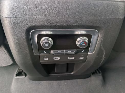 Certified 2024 GMC Yukon Denali Ultimate AWD/4WD image 18