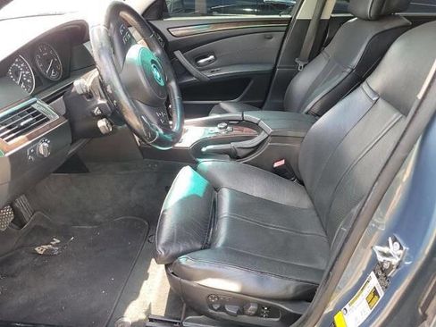 Used 2010 BMW 528i xDrive Sedan image 4