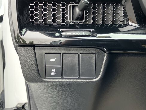 Used 2024 Honda CR-V Sport Touring image 19