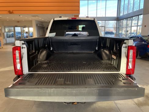 Used 2024 Ford F250 XLT image 29