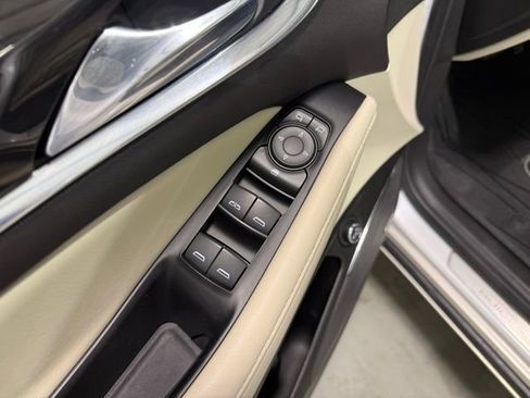 Certified 2023 Buick Enclave Essence w/ Experience Buick Package image 12