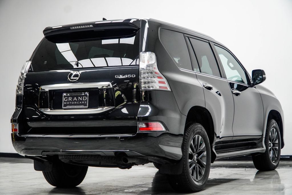 Used 2023 Lexus GX 460 Premium w/ Premium Package AWD/4WD image 16