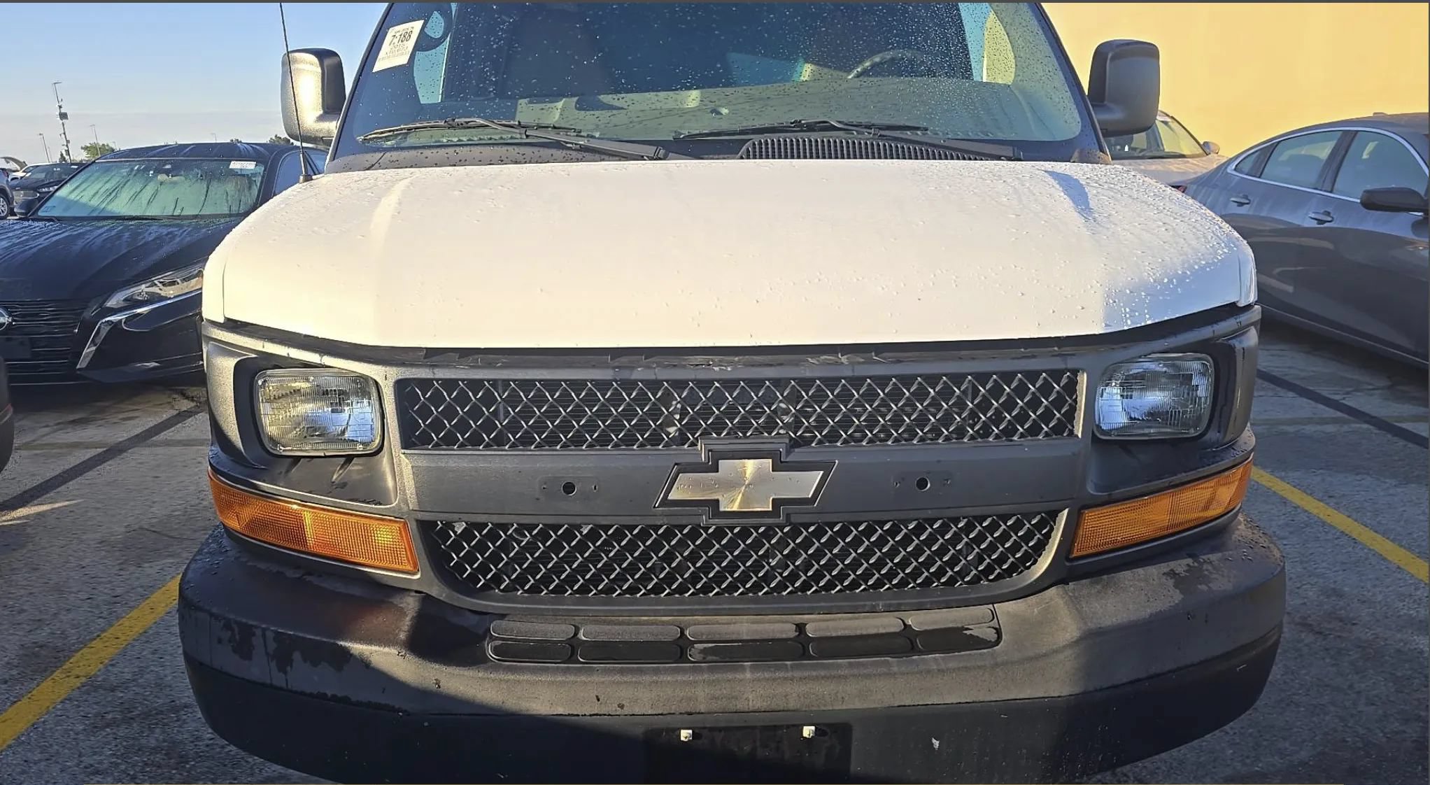 Used 2015 Chevrolet Express 2500 Extended RWD image 5