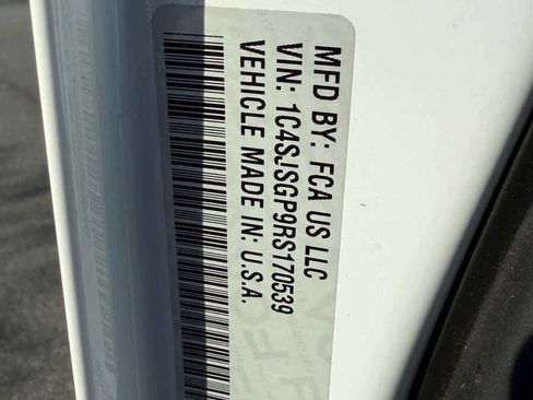 Used 2024 Jeep Grand Wagoneer L Series III image 36